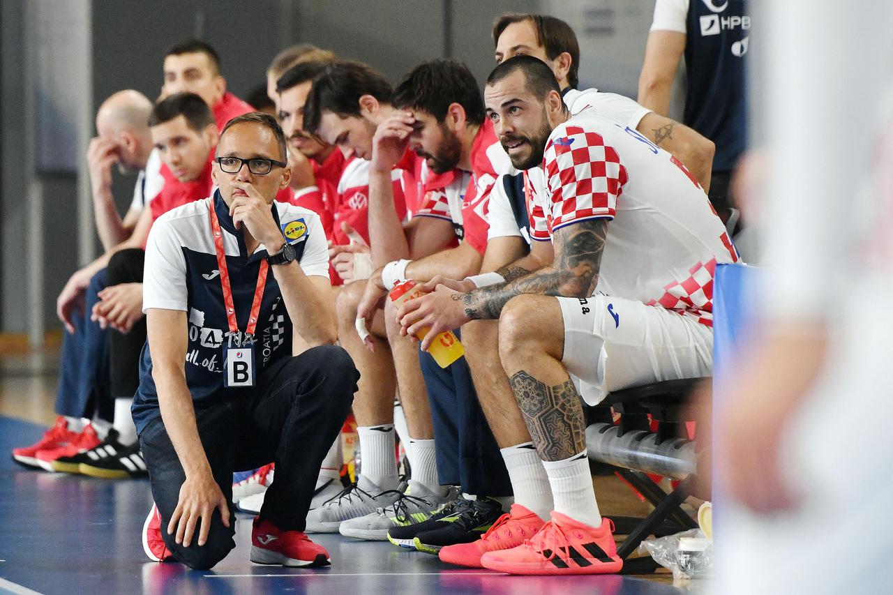 U dvoboju 3. kola EHF EURO Kupa hrvatski rukometaši u Varaždinu slavili protiv Slovačke