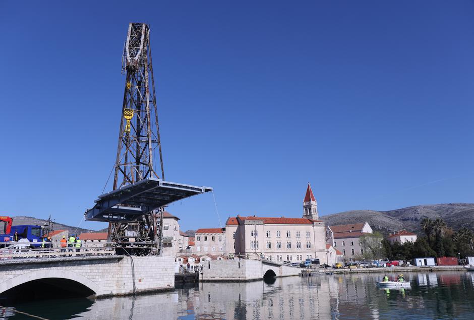 Trogir: Počela montaža Čiovskog mosta