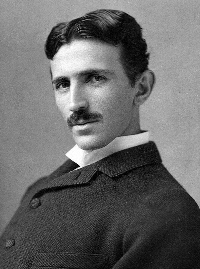 Jedan od najpoznatijih Hrvata, iako se o njegovu podrijeklu često raspravlja, je Nikola Tesla.