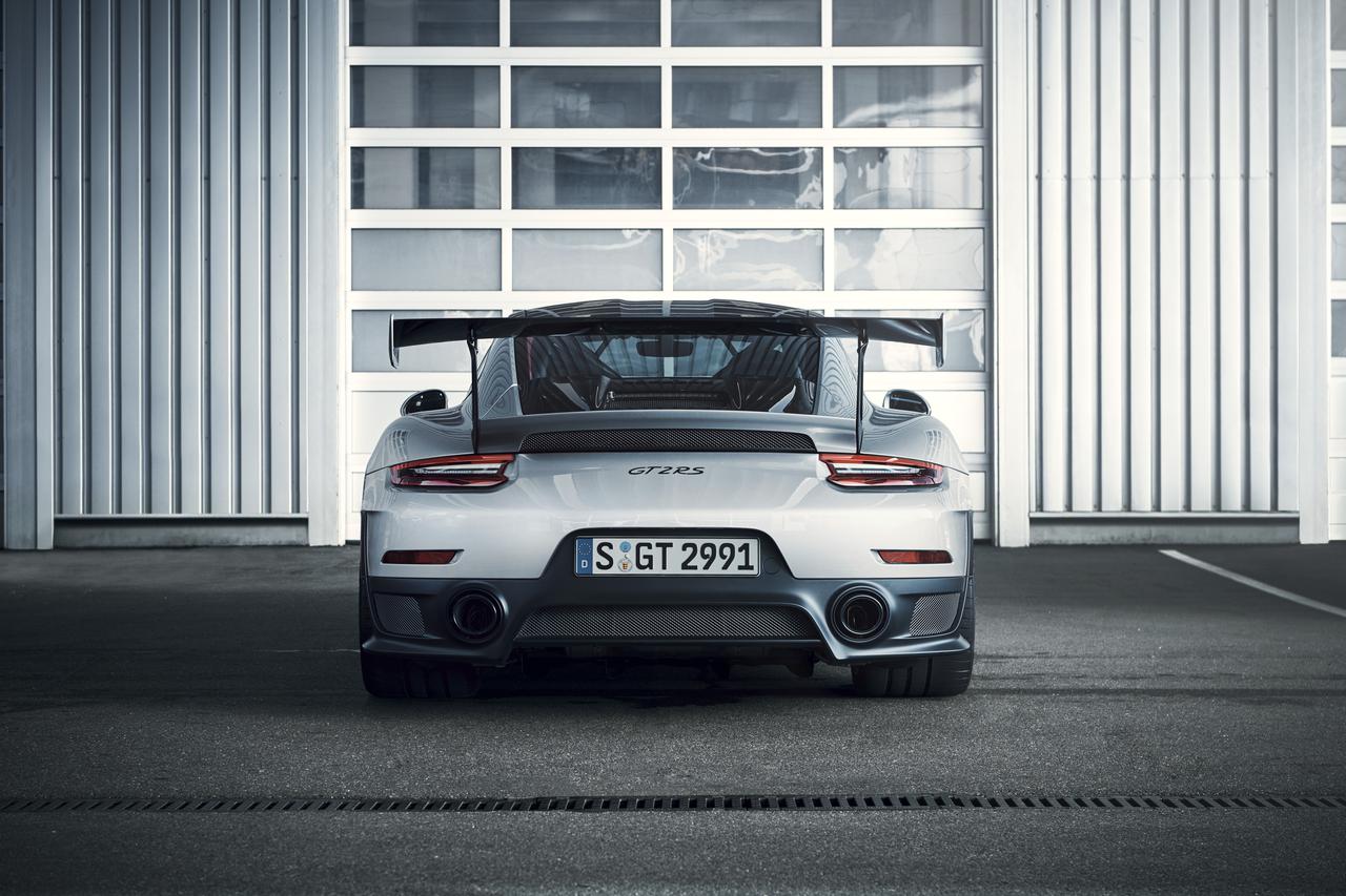 Porsche 911 GT2 RS