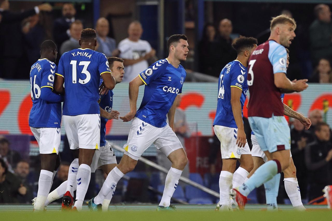 Premier League - Everton v Burnley