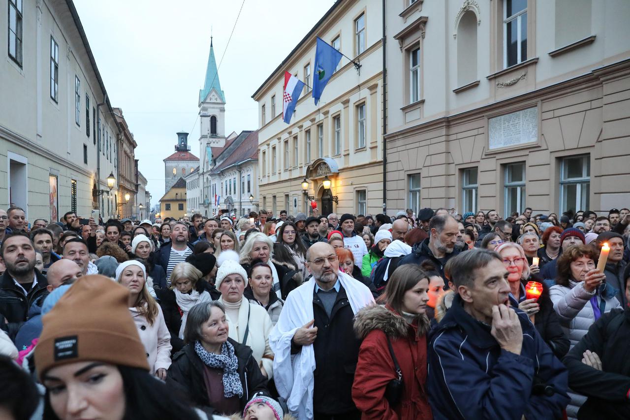 Zagreb: Održan Bijeli tihi marš