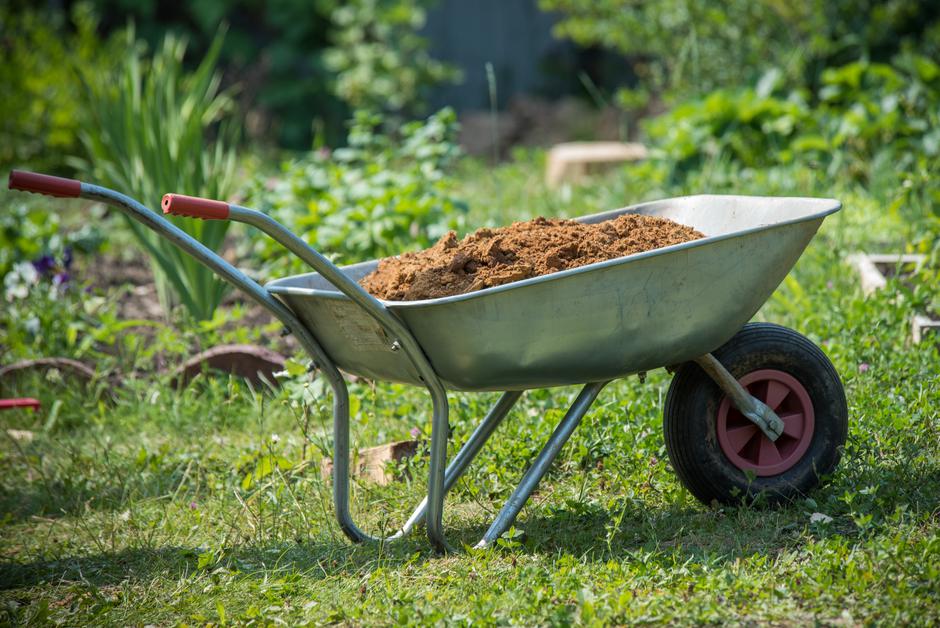 Nema dobrog vrta bez osnovnog alata