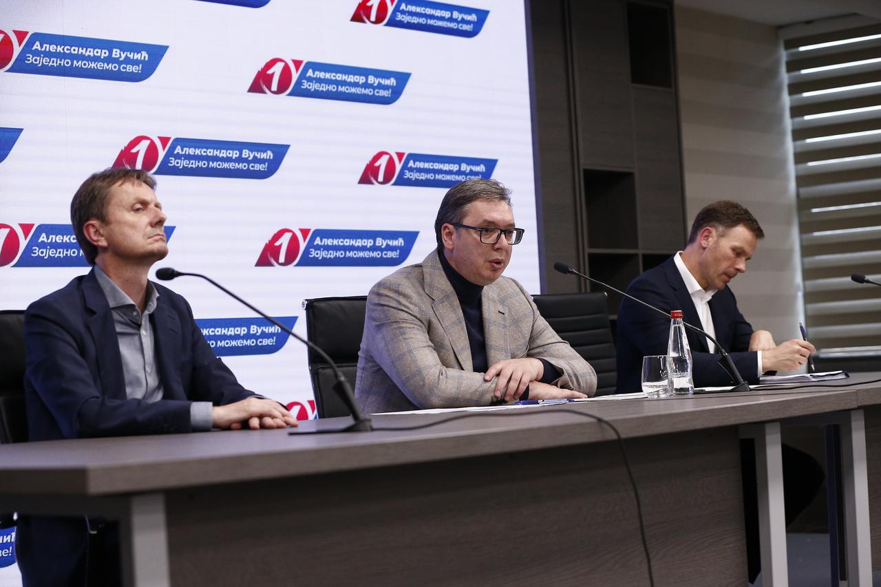 Beograd: Aleksandar Vučić održao konferenciju za medije nakon sastanka stranke