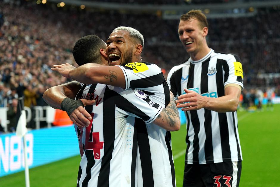 Newcastle United v Aston Villa - Premier League - St. James' Park