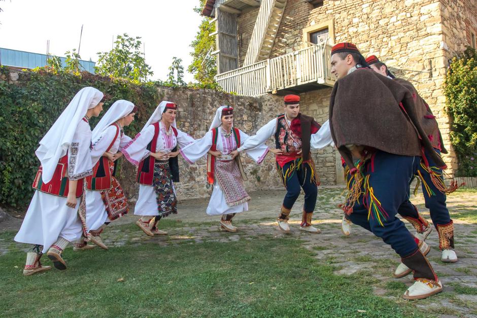 Pokladni i drugi hrvatski tradicijski običaji Hrvatske glazbene mladeži