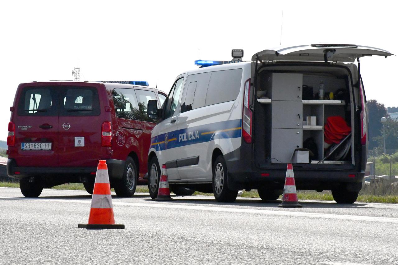 Slavonski Brod: Autobus sletio s autoceste, poginulo deset osoba, deseci ozlijeđenih