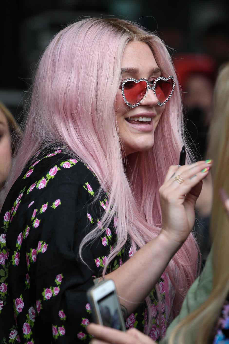 London: Kesha odlazi iz studija BBC Radio One postaje  