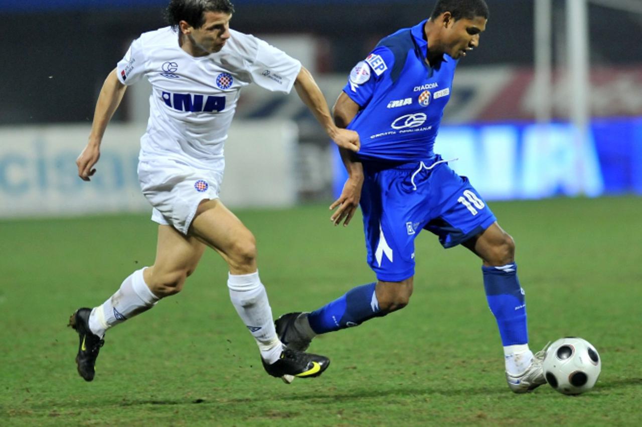 '24.03.2010, Stadion Maksimir, Zagreb - Prva polufinalna utakmica Hrvatskog kupa izmedju NK Dinama i Nk Hajduka. Anas Sharbini, Sammir. Photo: Antonio Bronic/PIXSELL'