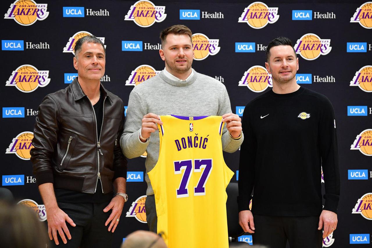 NBA: Los Angeles Lakers-Press Conference