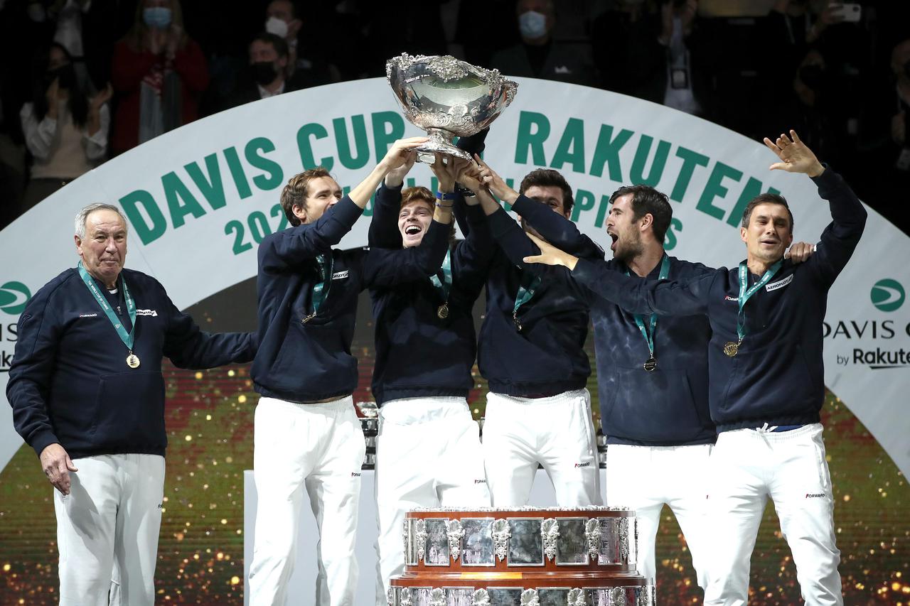 Ruska teniska reprezentacija treći put u svojoj povijesti osvojila je Davis Cup, dok je Hrvatska u svom četvrtom finalu upisala drugi poraz