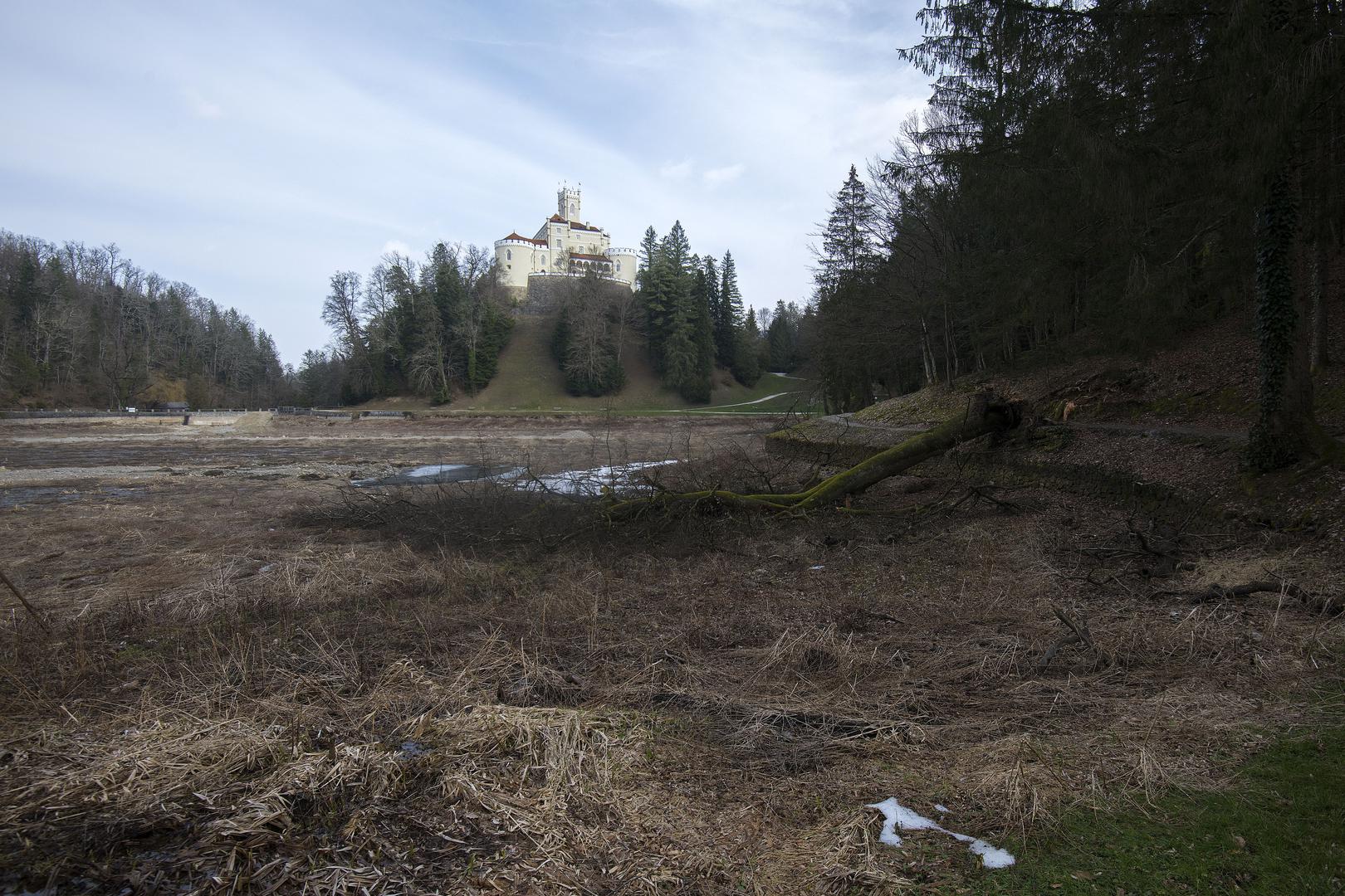 24.02.2023., Trakoscan- Stoje radovi na izmuljivanju jezera Trakoscan. Photo: Vjeran Zganec Rogulja/PIXSELL