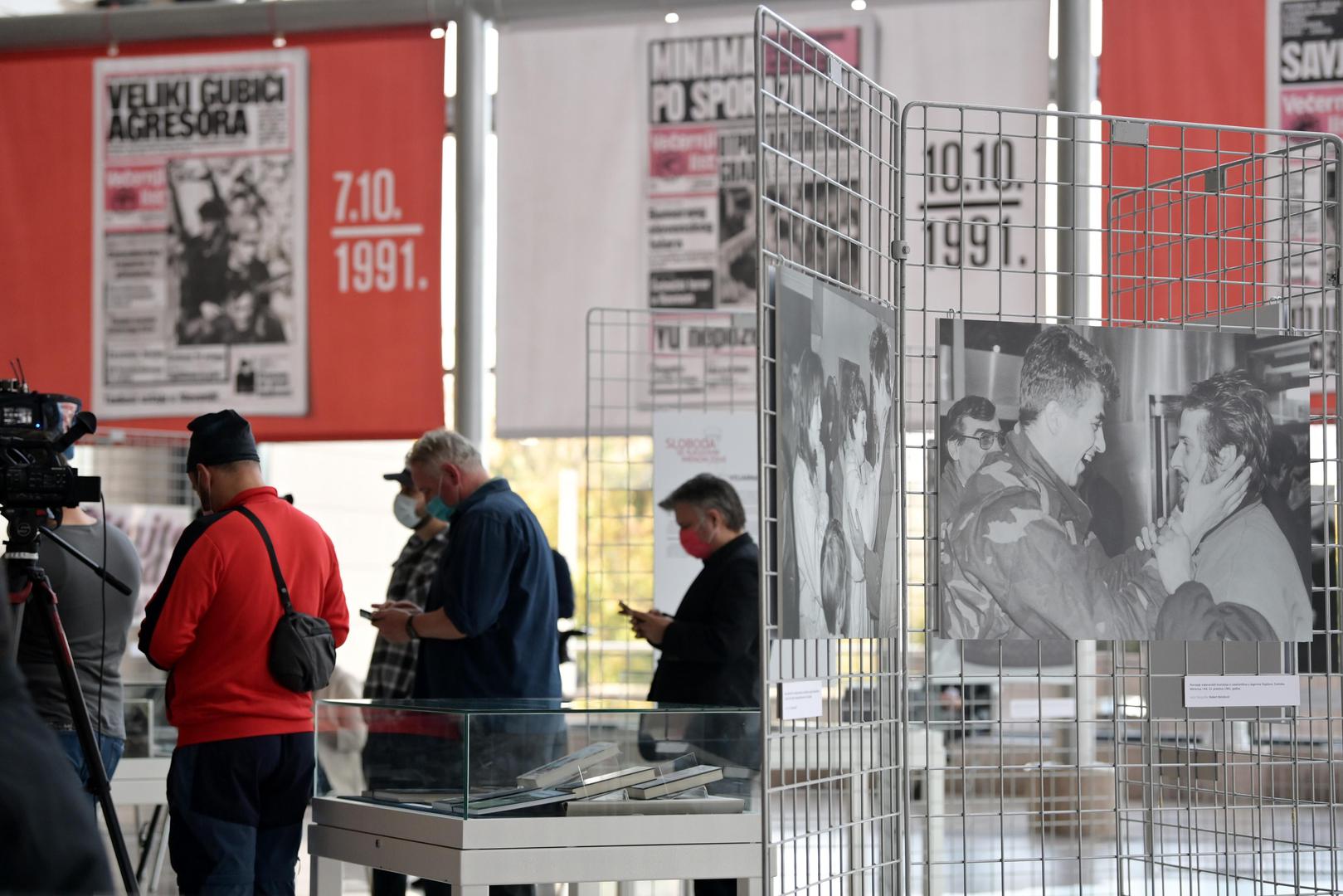 04.11.2021.,Zagreb - U Nacionalnoj i sveucilisnoj knjiznici otvorena je  izlozba "Sloboda se njegovim imenom zove", u povodu 30. obljetnice stradanja Vukovara. NSK izlozbu priredjuje u suradnji s Vecernjim listom, Gradskom knjiznicom Vukovar i udrugom za promicanje kulture povijesti Kliofest.