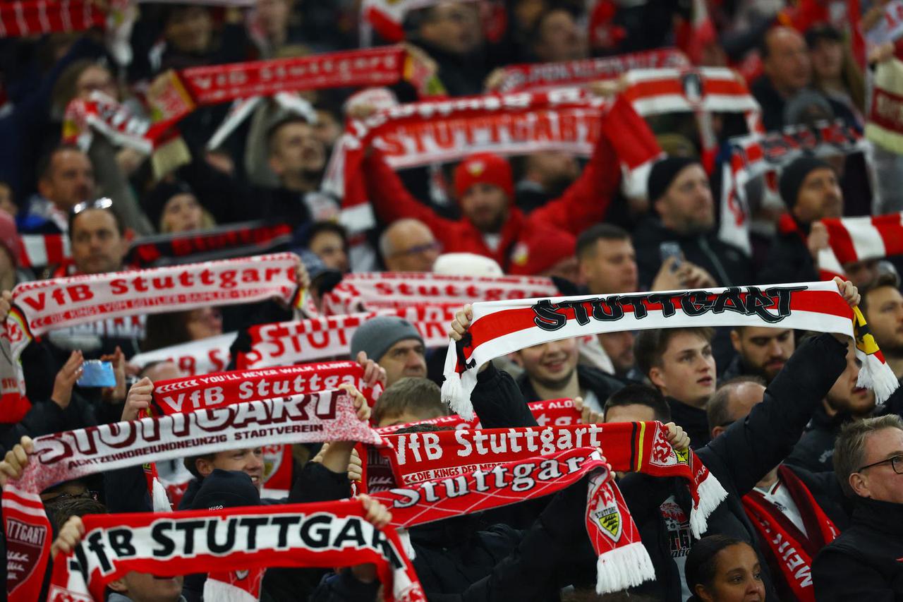 Bundesliga - VfB Stuttgart v Eintracht Frankfurt