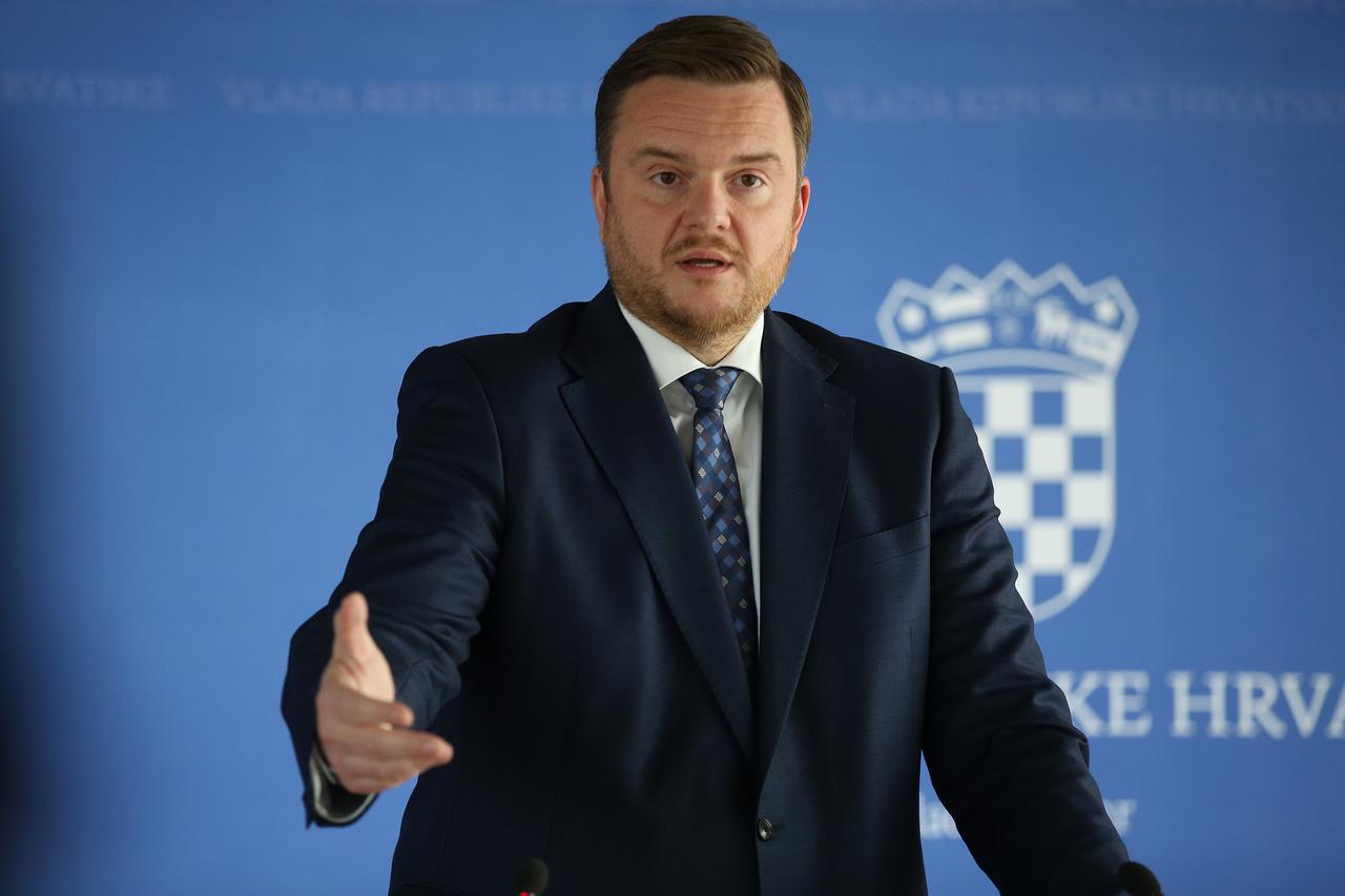 Ministar Marko Primorac dao je izjavu za medije nakon sjednice Vlade