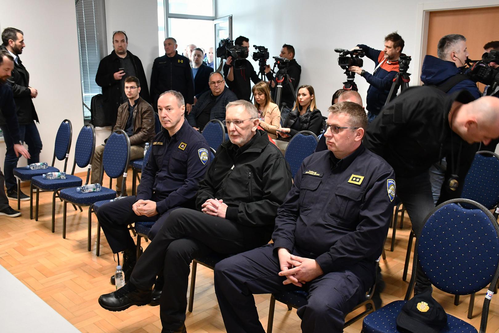 26.03.2024., Staraa Gradiska - Potpredsjednik Vlade i ministar unutarnjih poslova RH Davor Bozinovic obisao je drzavnu granicu i policijske sluzbenike koji rade na zastiti drzavne granice i suzbijanju nezakonitih migracija na podrucju Policijske uprave brodsko-posavske. Photo: Ivica Galovic/PIXSELL