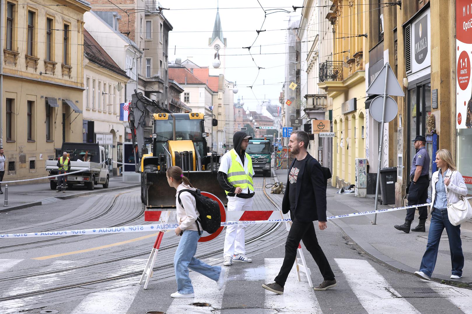 01.06.2022., Zagreb - U Frakopanskoj ulici u ceka se pocetak sanacije posljedica pozara koji je sinoc izbio na plinskim instalacijma. 
 Photo: Patrik Macek/PIXSELL