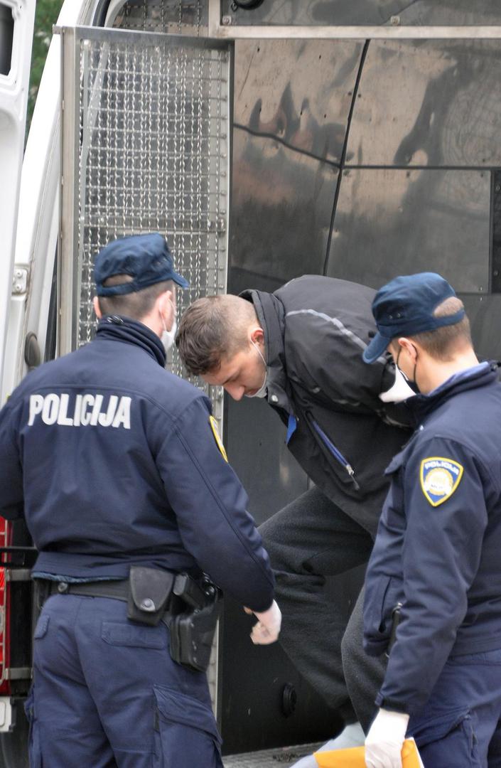 05.02.2021., Pula - U pulsko Zupanijsko drzavno odvjetnistvo, prepracen nasilnik koji je zatocio zensku osobu, te se sukobio s policajcima.
Photo: Sasa Miljevic / PIXSELL