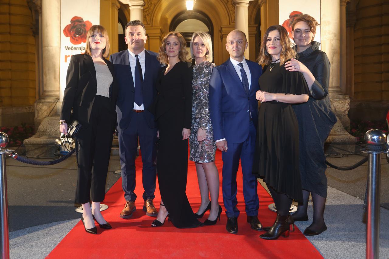 Zagreb: Dolazak poznatih na dodjelu medijskih nagrada Večernjakova ruža