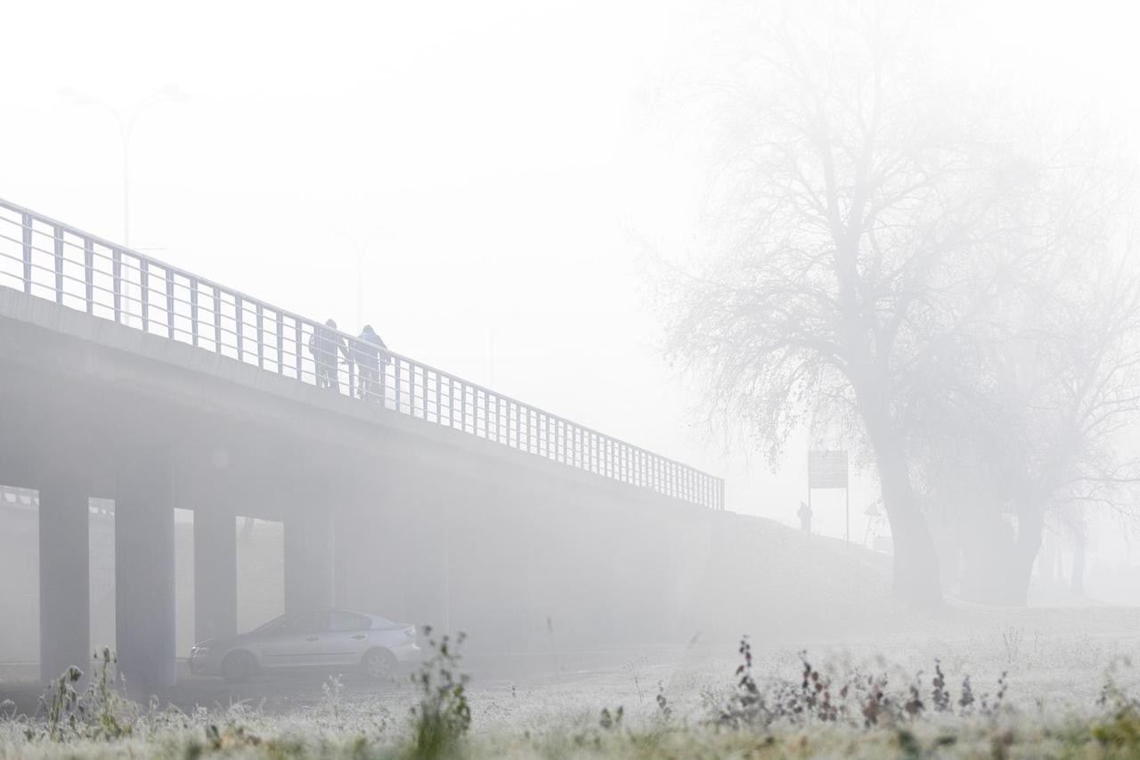 Hladno i maglovito vrijeme u Zagrebu