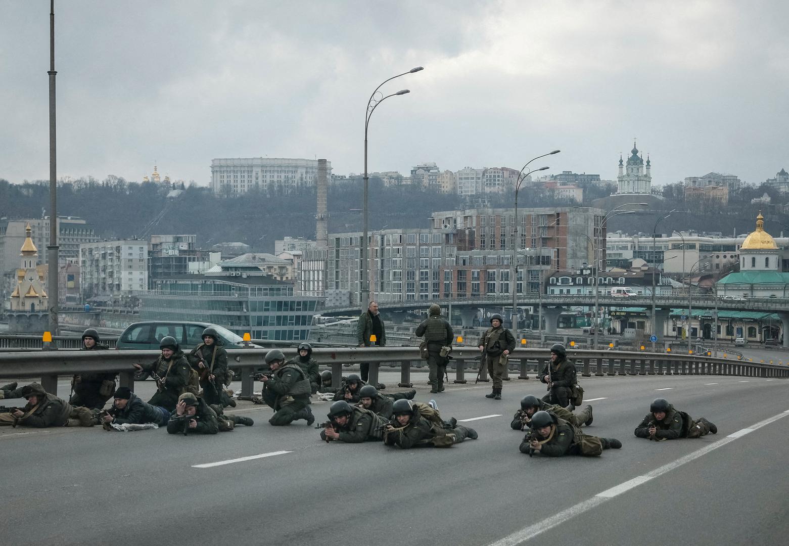 Brojni gradovi diljem svijeta suočavaju se s ozbiljnim izazovima koji značajno umanjuju kvalitetu života u njima. To uključuje, primjerice, političku nestabilnost, ekonomske poteškoće, visoke stope kriminala... Razni čimbenici zajednički doprinose tome da su neki gradovi među najmanje poželjnim mjestima za život u cijelom svijetu. U nastavku donosimo popis deset gradova koji su najmanje poželjni za život u 2024. godini. 