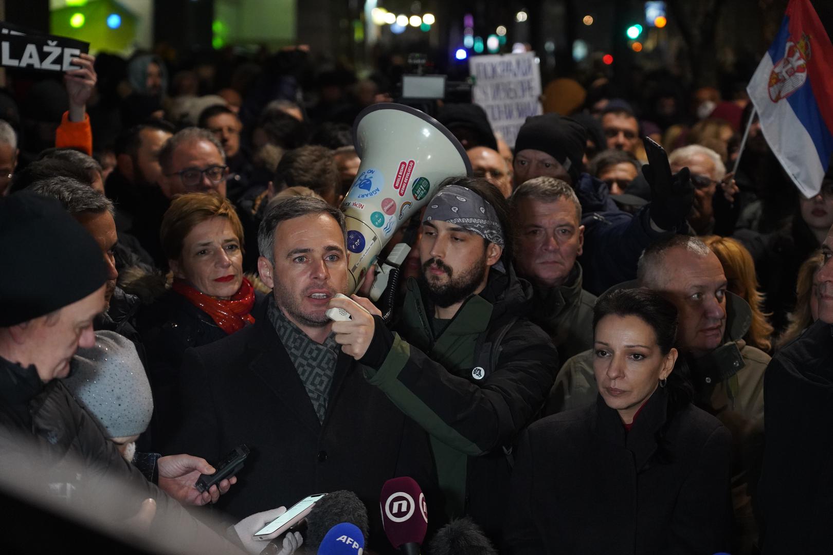 20, December, 2023, Belgrade - In front of the seat of the Republican Electoral Commission, a protest organized by the coalition "Serbia against violence" is in progress due to the "stealing of the citizens' electoral will". Miroslav Aleksic, Marinika Tepic. Photo: Antonio Ahel/ATAImages

20, decembar, 2023, Beograd -  Ispred sedista Republicke izborne komisije u toku je trci protest koji je organizovala koalicija "Srbija protiv nasilja" zbog "kradje izborne volje gradjana". Photo: Antonio Ahel/ATAImages Photo: Antonio Ahel/ata  images/PIXSELL