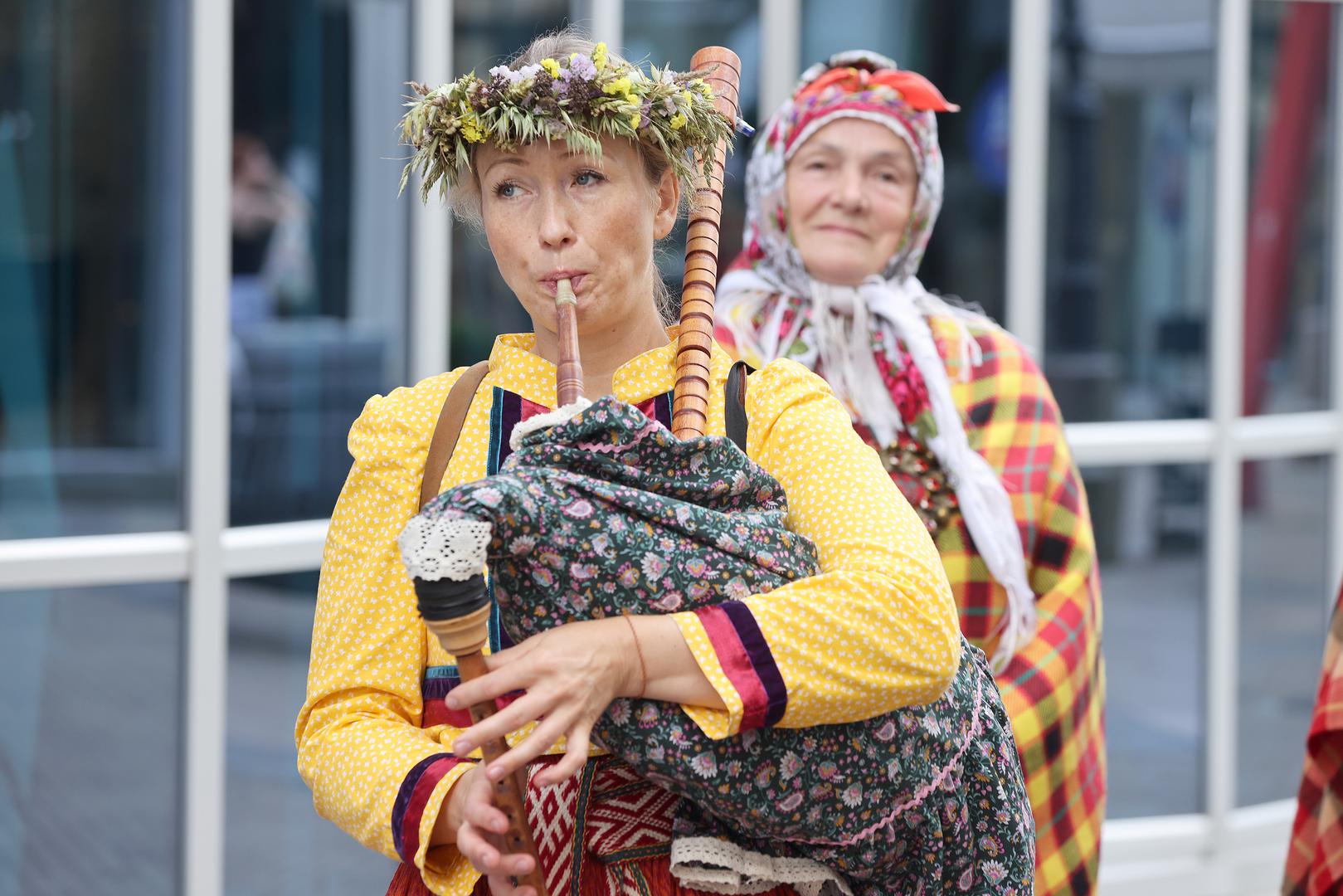 Smotra folkloraša, inače, u metropoli se održava od 1966. godine. 