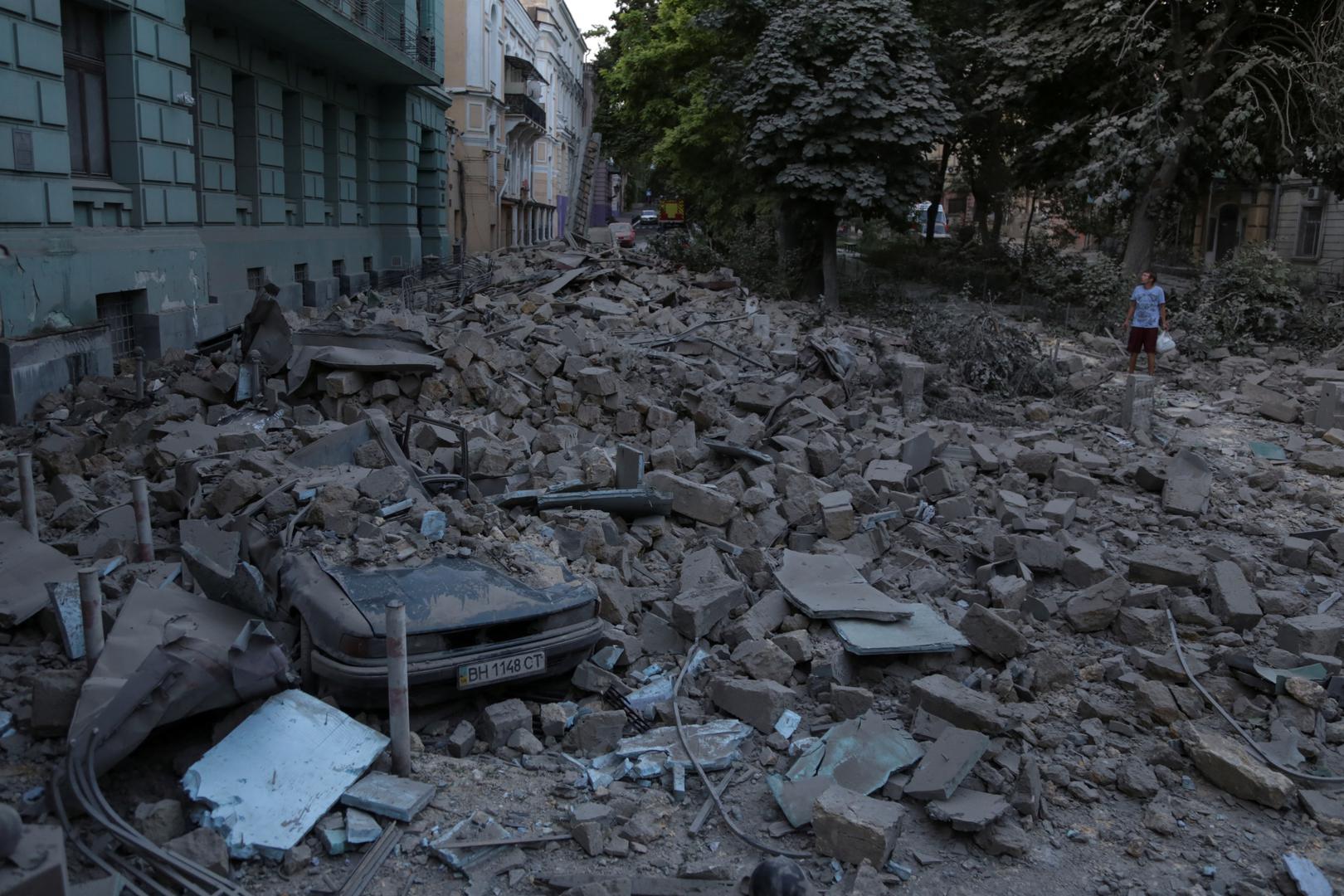 A local resident stands next to a building damaged during a Russian missile strike, amid Russia's attack on Ukraine, in Odesa, Ukraine July 23, 2023.  REUTERS/Serhii Smolientsev Photo: Stringer/REUTERS