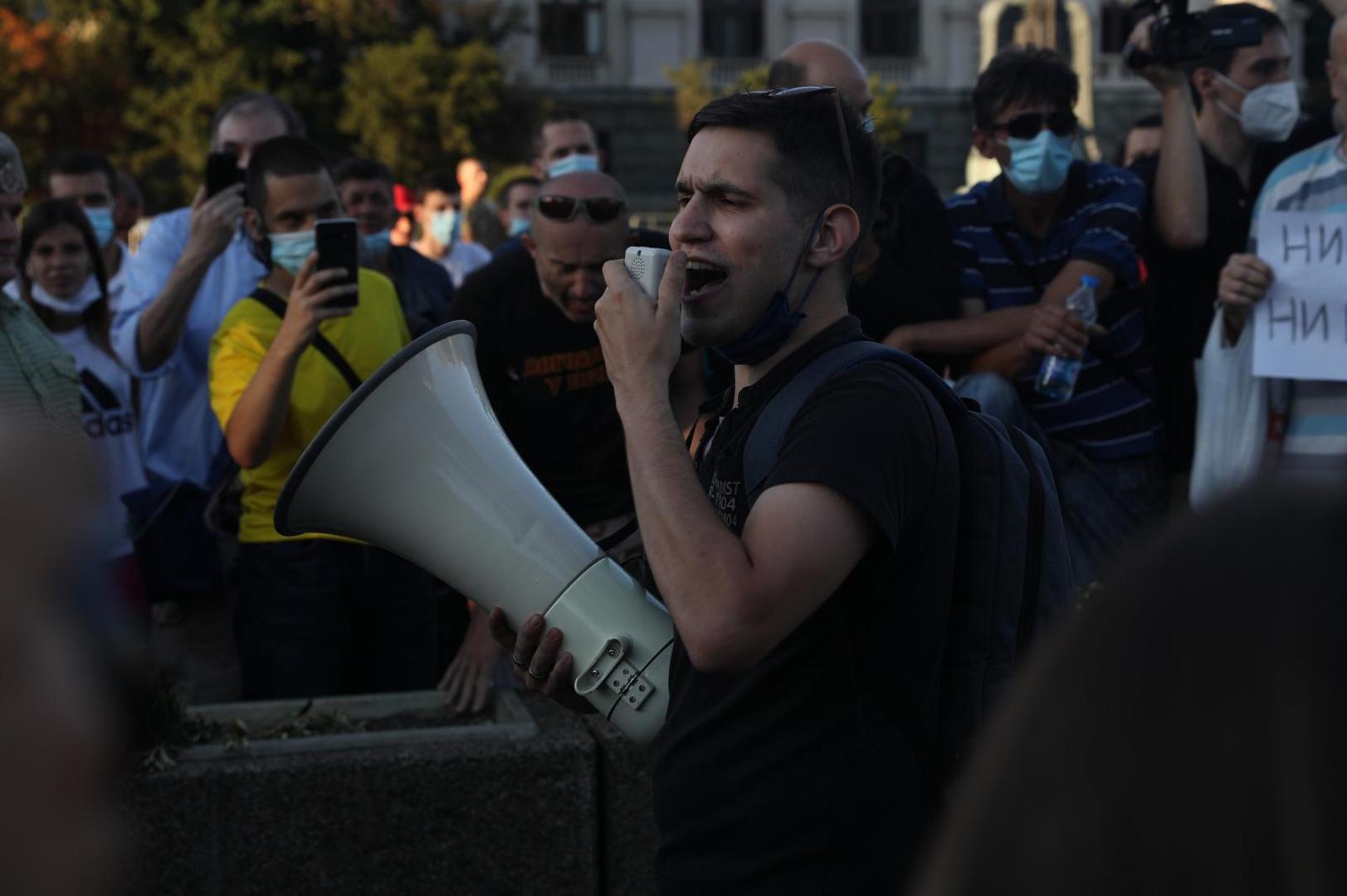 10, July, 2020, Belgrade - Protest of citizens in front of the Assembly of Serbia. . Photo: Stefan Tomasevic/ATAImages

10, jul, 2020, Beograd - Protest gradjana ispred Skupstine Srbije. . Photo: Stefan Tomasevic/ATAImages