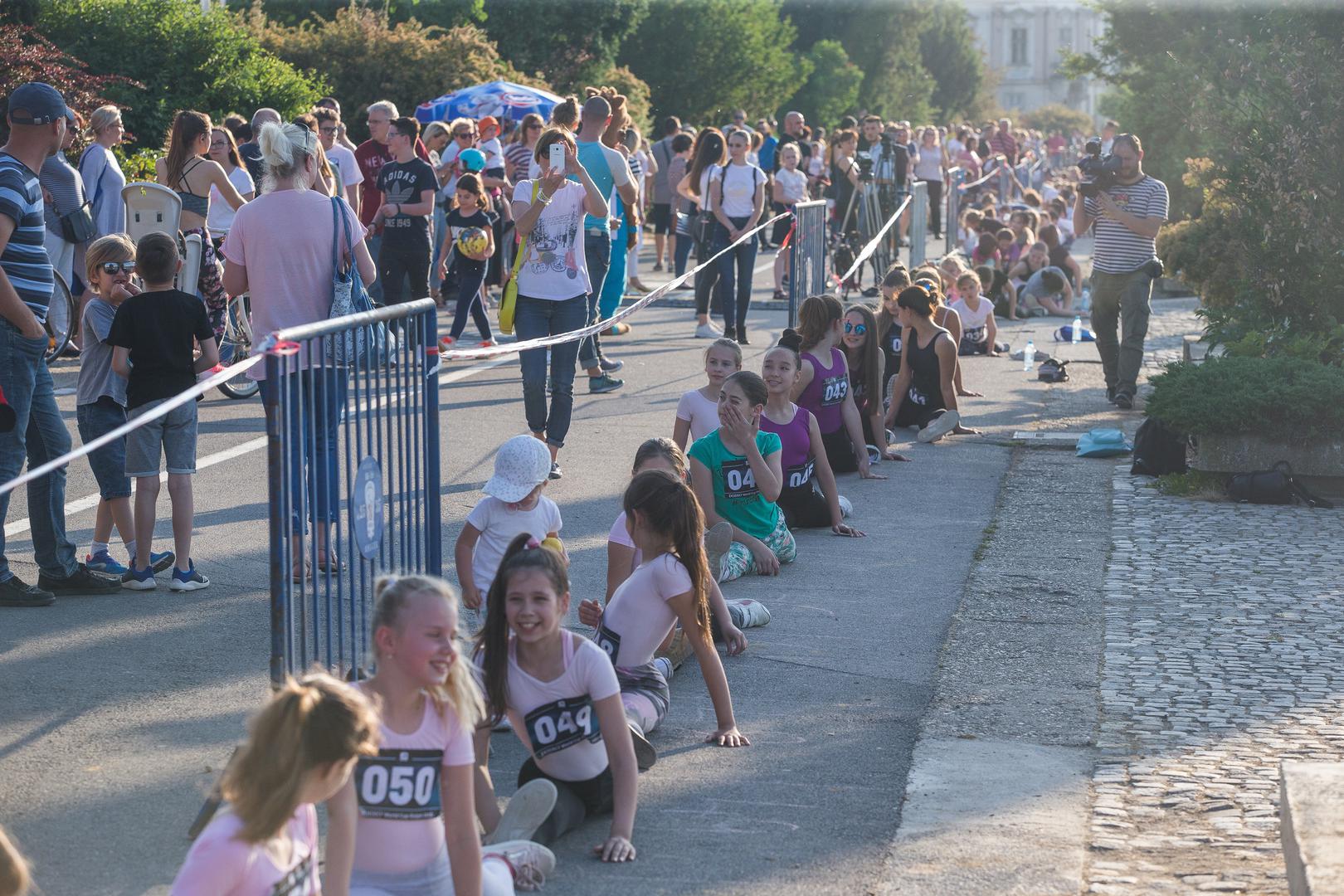 Bilo je to drugo izdanje Najduže špage koja je premijeru imala imala 2017. godine u okviru koje se okupilo čak 450 sportaša i rekreativaca koji su načinili čak 600 metara dugu ljudsku gimnastičku špagu!