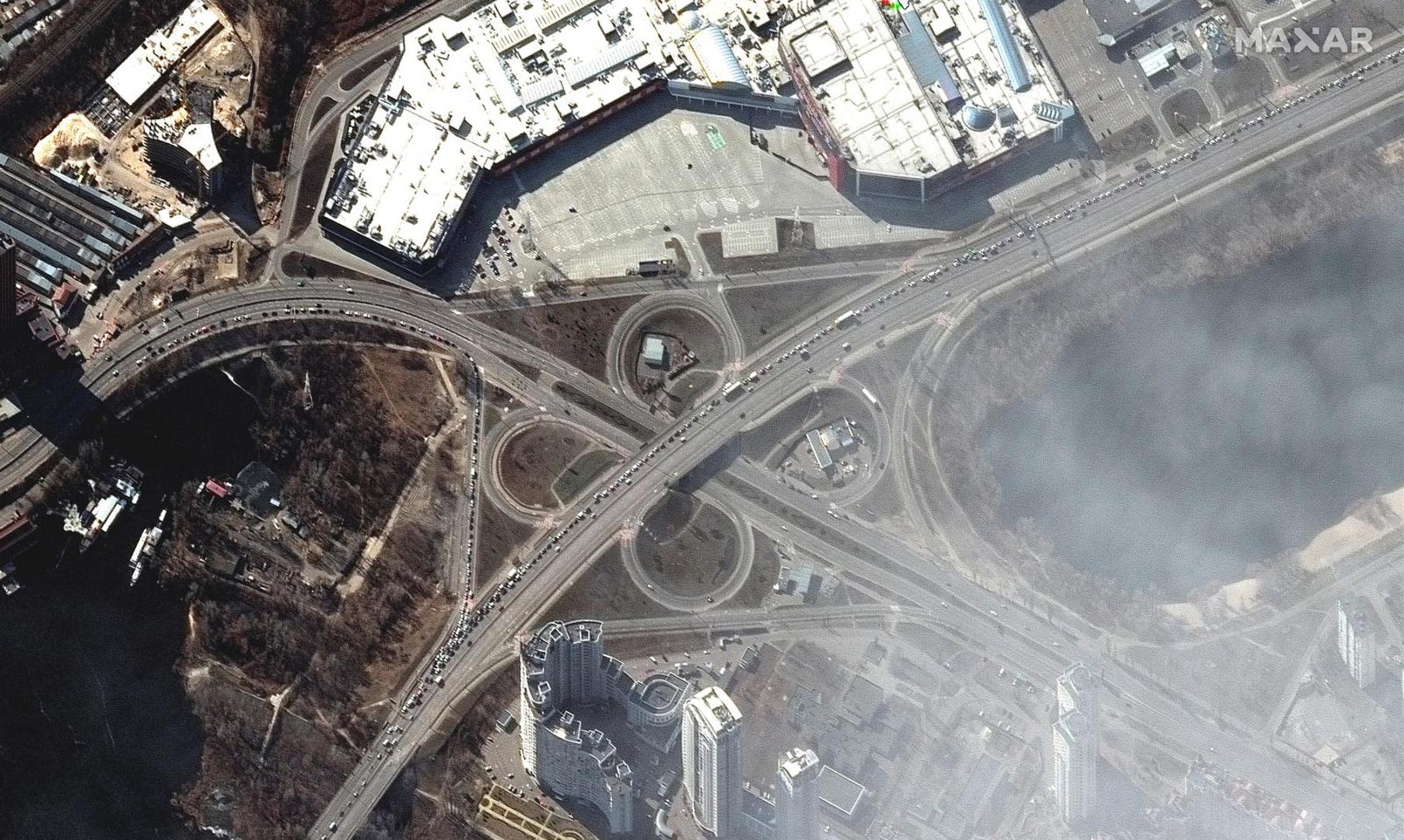 A satellite image shows people and cars trying to leave Kyiv, Ukraine March 11, 2022. Satellite image ©2022 Maxar Technologies/Handout via REUTERS ATTENTION EDITORS - THIS IMAGE HAS BEEN SUPPLIED BY A THIRD PARTY. MANDATORY CREDIT. NO RESALES. NO ARCHIVES. DO NOT OBSCURE LOGO. Photo: MAXAR TECHNOLOGIES/REUTERS