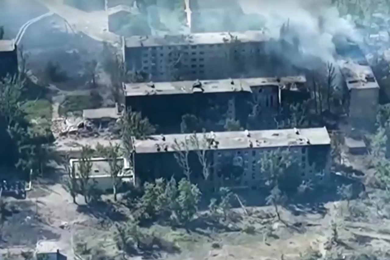 Ruševine na prvoj liniji bojišta u Ukrajini