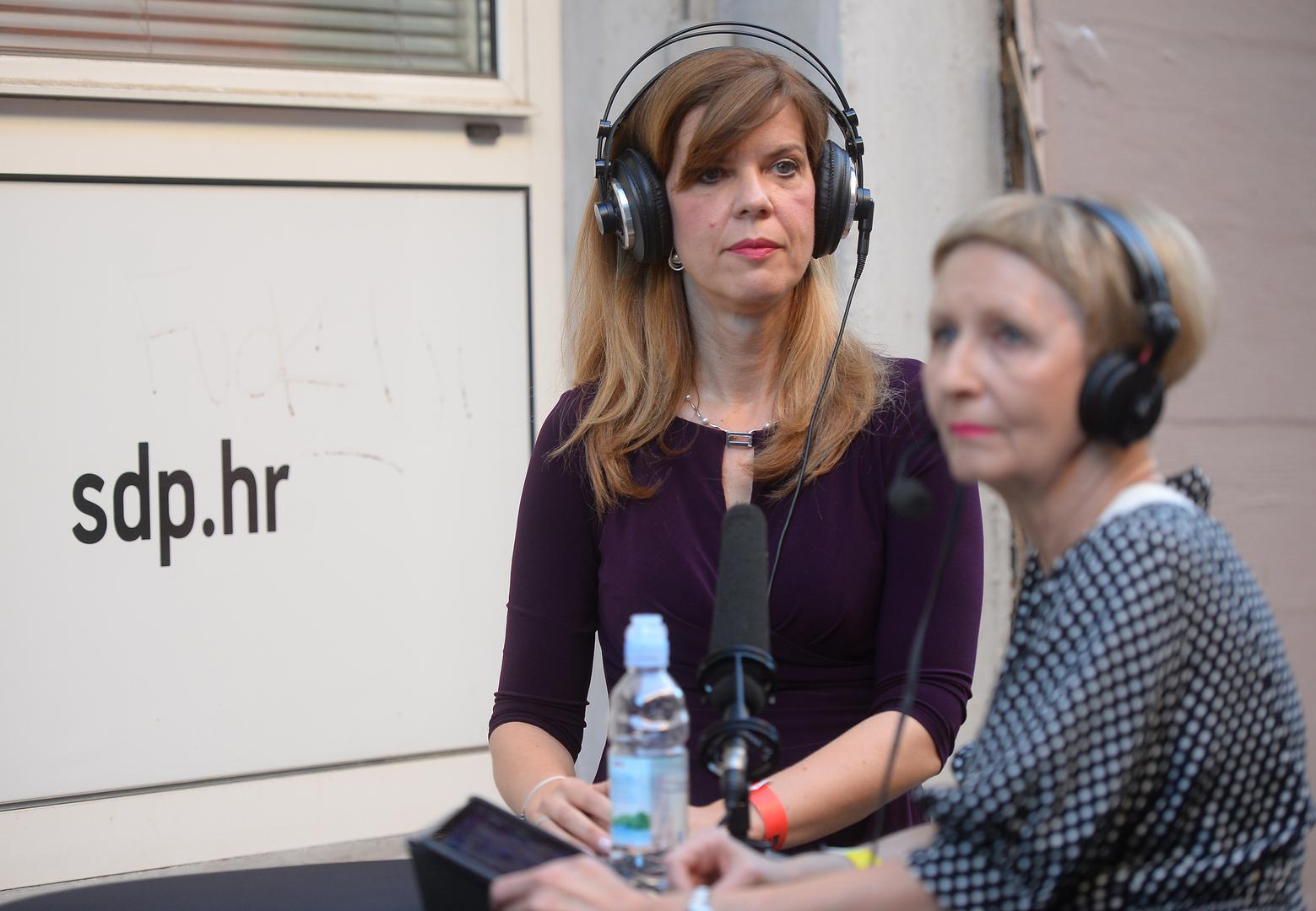 05.07.2020., Zagreb - Docek izbornih rezultata u stozeru Restart koalicije u prostorijama SDP-a na Iblerovom trgu. Biljana Borzan
Photo: Marko Prpic/PIXSELL