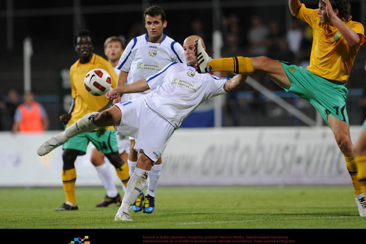 '06.08.2011., stadion u Kranjcevicevoj, Zagreb - Nogometna utakmica 3. kola 1. HNL, NK Lucko - NK Istra 1961. Josip Fucek; Mislav Andjelkovic.Photo: Daniel Kasap/PIXSELL'