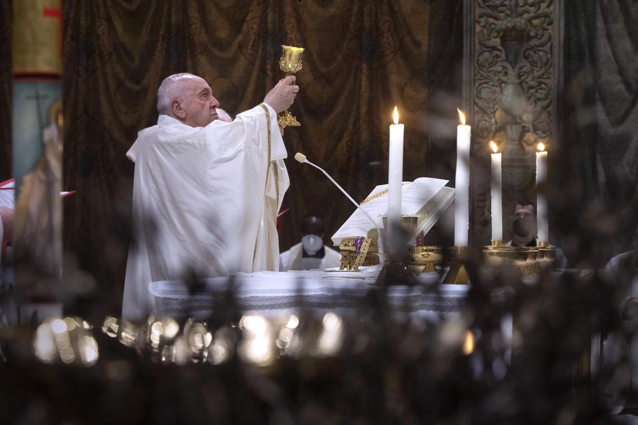 Pope Francis baptism ceremony in the Sistine Chapel