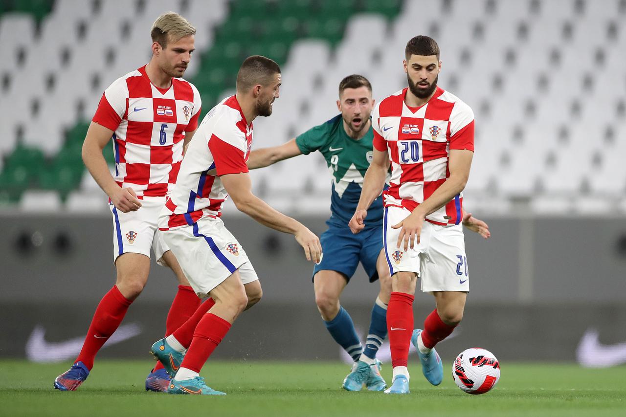 Doha: Prijateljska nogometna utakmica Hrvatska - Slovenija