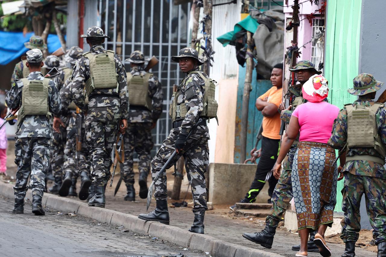 FILE PHOTO: Mozambique opposition party leads national shutdown against election outcome