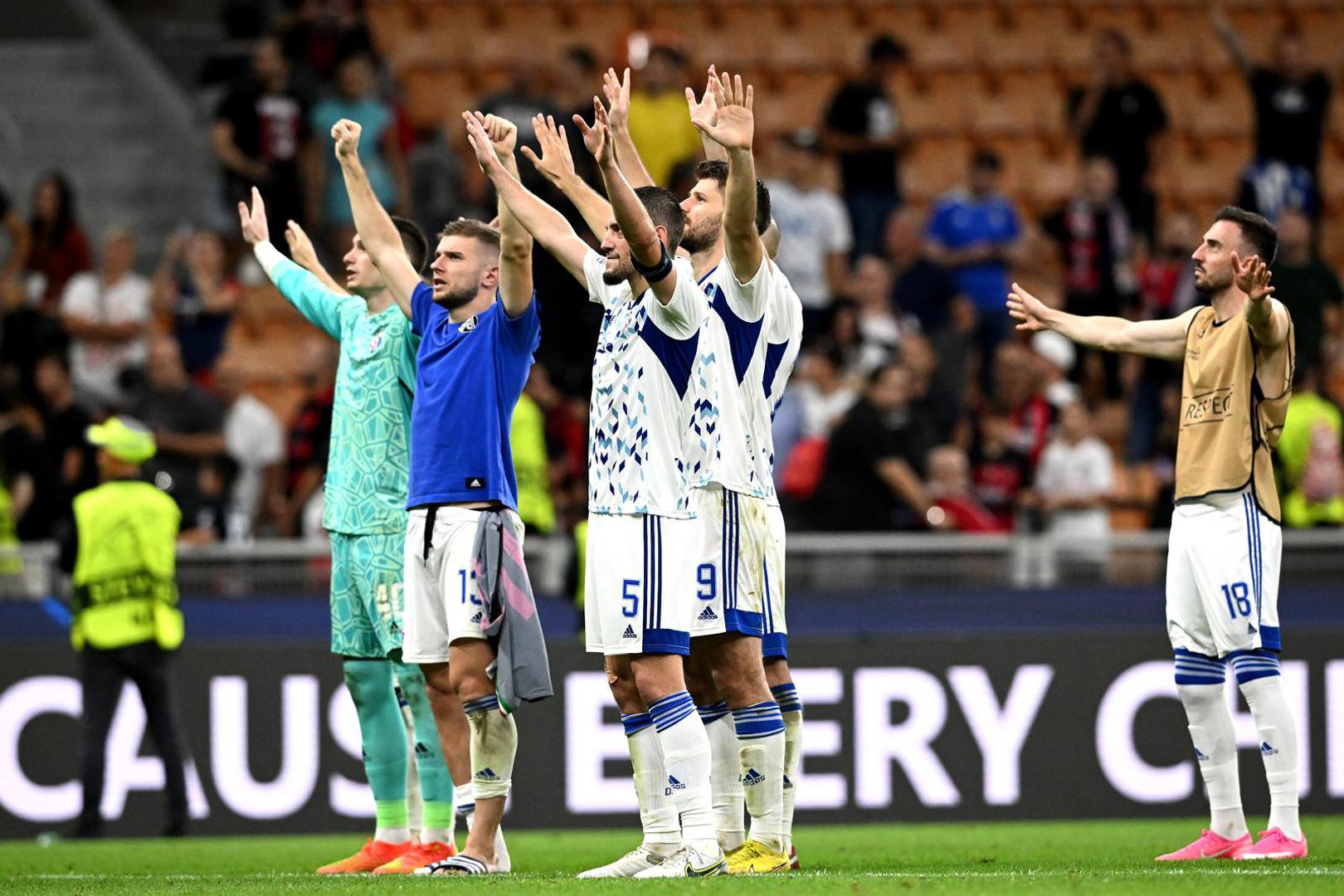 14.09.2022., stadion San Siro, Milano - UEFA Liga prvaka, 2. kolo, skupina E, AC Milan - GNK Dinamo. Bruno Petkovic, Stefan Ristovski Photo: Marko Lukunic/PIXSELL