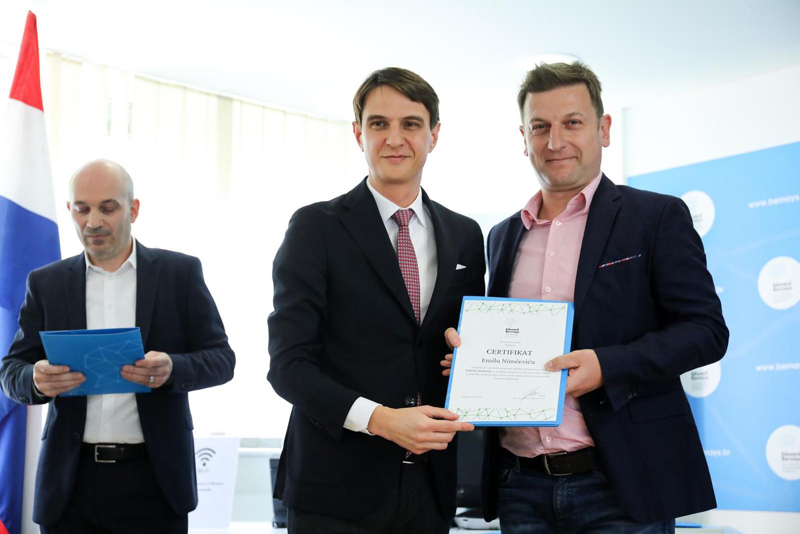 28.04.2022., Zagreb - Obiljezen zavrsetak prve generacije polaznika Politicke akademije Edward Bernays University Collegea svecanom dodjele certifikata uz panel rasprava "Uloga mladih u politici", na kojoj su sudjelovati i ministar pravosudja i uprave Ivan Malenica i saborski zastupnici Mirela Ahmetovic, Bozo Petrov te gradonacelnik Svete Nedelje Dario Zurovec. Photo: Emica Elvedji/PIXSELL