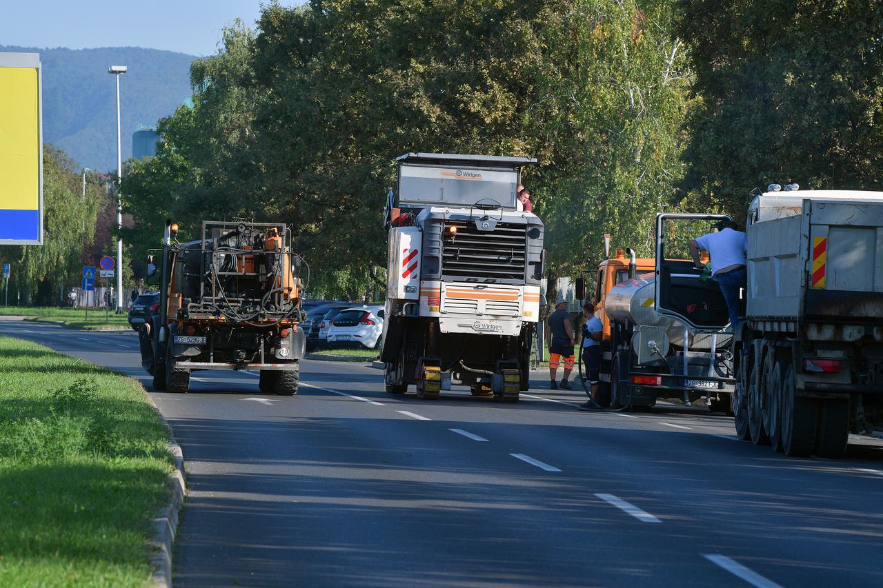 Zagreb: Radovi na istočnom kolniku Avenije Gojka Šuška