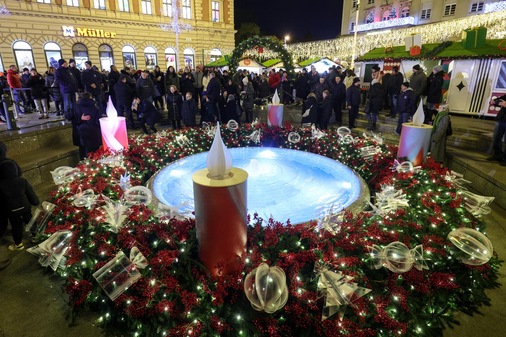 30.11.2024., Zagreb - Otvorenje Zagreb Adventa - Paljenje prve adventske svijece na Trgu bana Josipa Jelacica.  Photo: Igor Kralj/PIXSELL