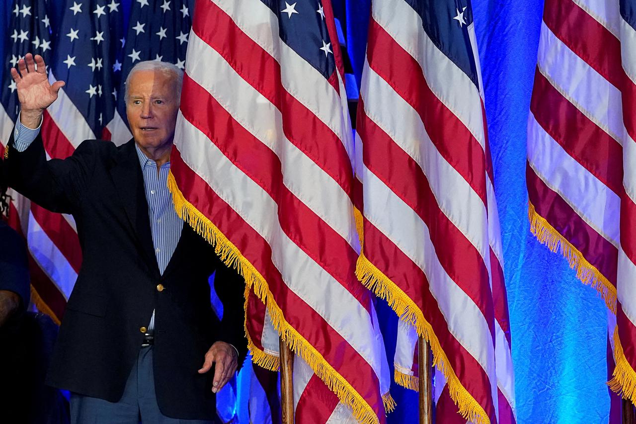 storyeditor/2024-07-22/2024-07-05T220913Z_1007304392_RC28P8A0CFO8_RTRMADP_3_USA-ELECTION-BIDEN.JPG