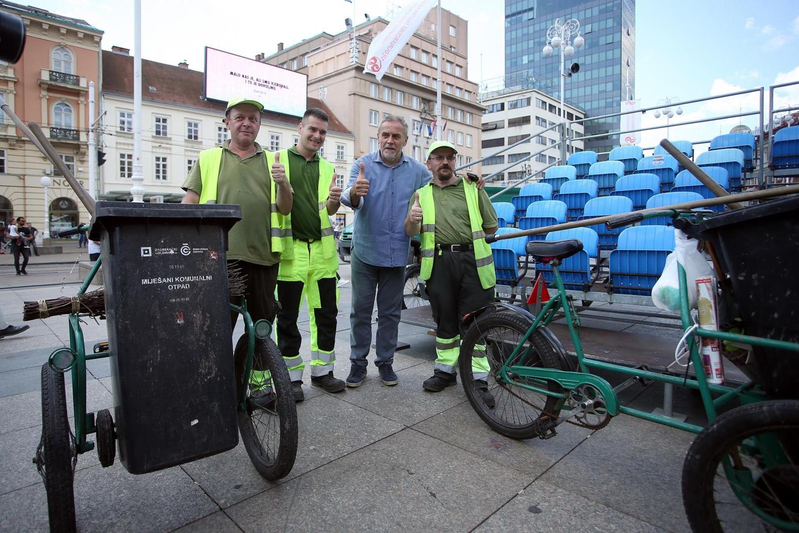 Jučer je Zagreb priredio spektakularan doček našim nogometnim reprezentativcima.