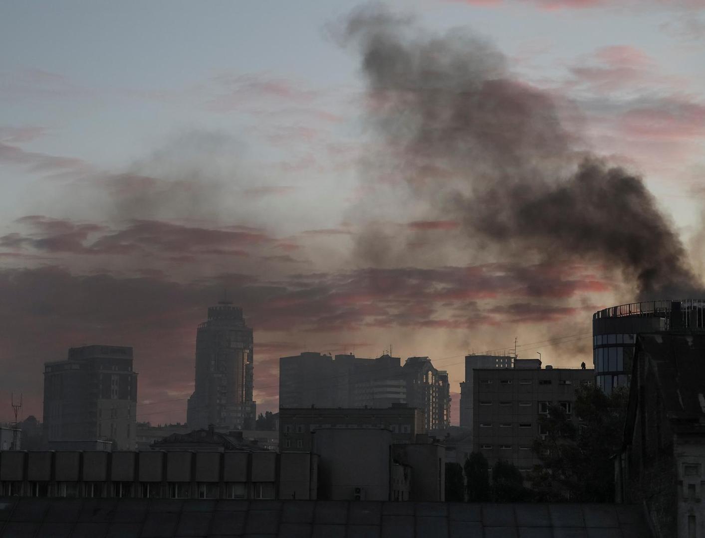 Smoke rises after a Russian drones strike, which local authorities consider to be Iranian made unmanned aerial vehicles (UAVs) Shahed-136, amid Russia's attack on Ukraine, in Kyiv, Ukraine October 17, 2022. REUTERS/Gleb Garanich Photo: GLEB GARANICH/REUTERS