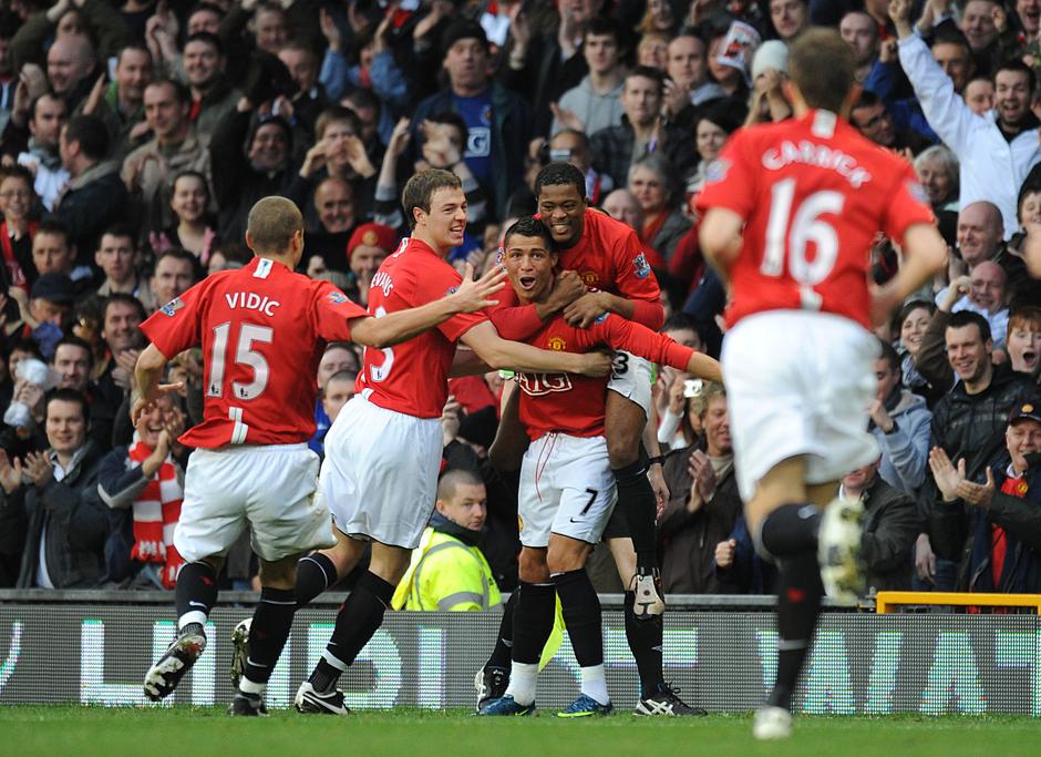 Soccer - Barclays Premier League - Manchester United v Stoke City - Old Trafford