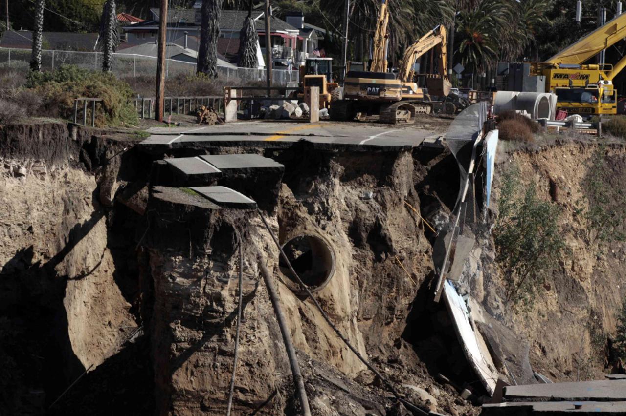 odron tla, propala cesta, los angeles (1)