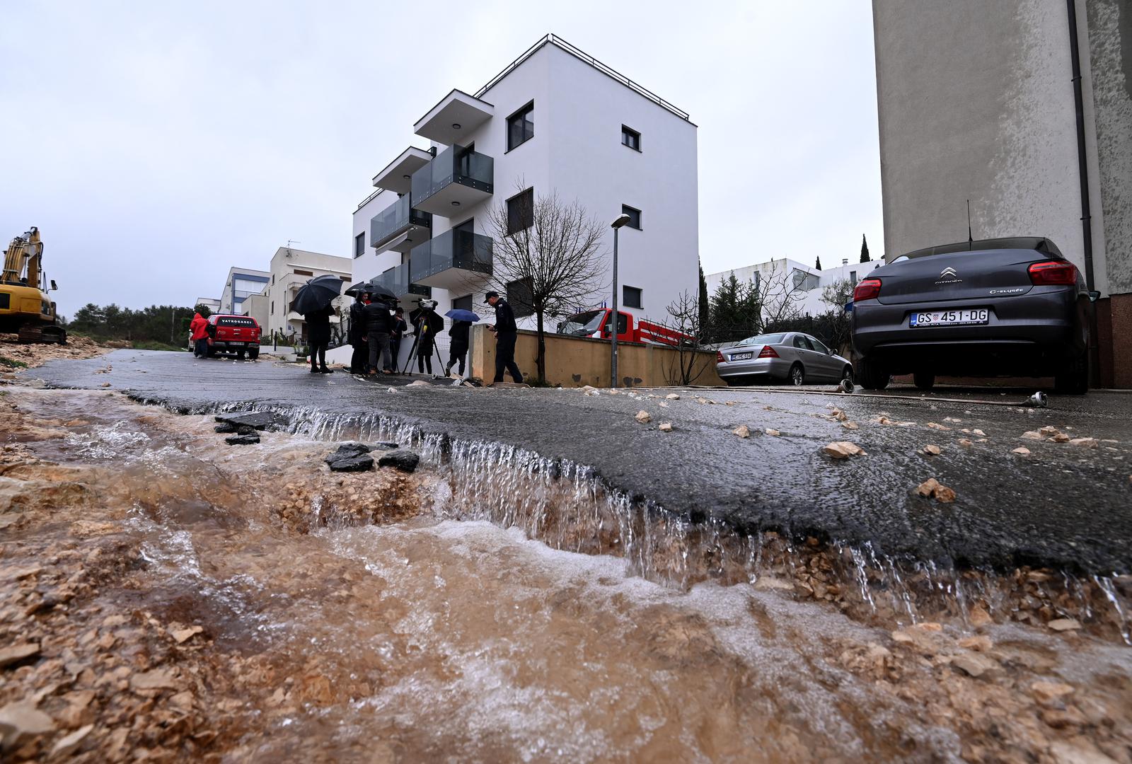 11.03.2024., Zadar - Posljedice jakjon nevremena i kise koja je pala 164 litre po cetvornom metru. Photo: Dino Stanin/PIXSELL