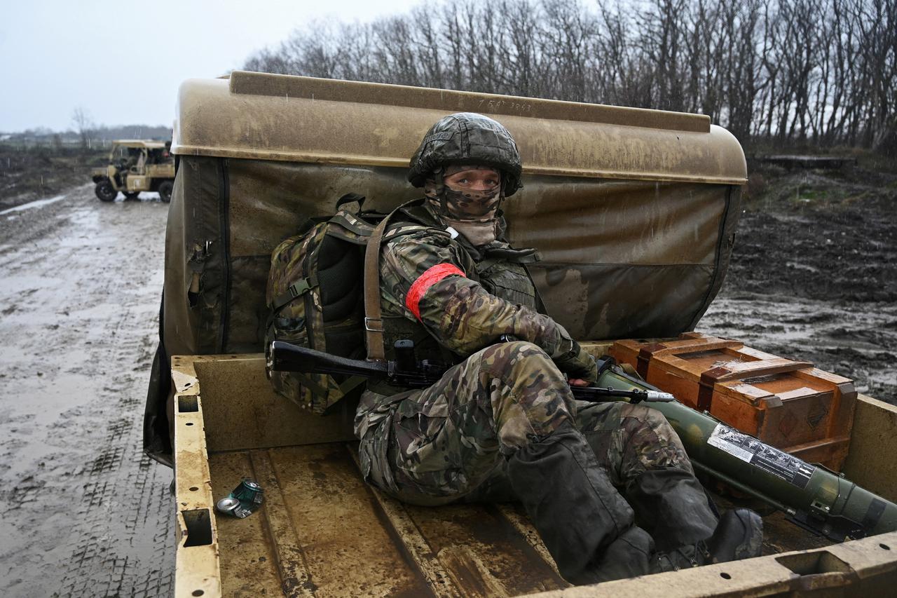 Russian soldiers undergo combat training in Krasnodar region