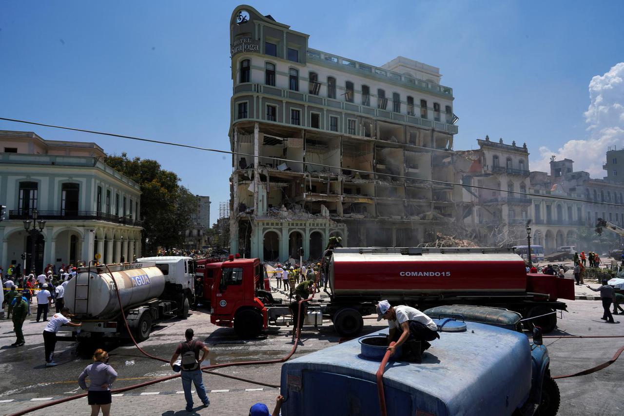 Aftermath of explosion at Hotel Saratoga, in Havana