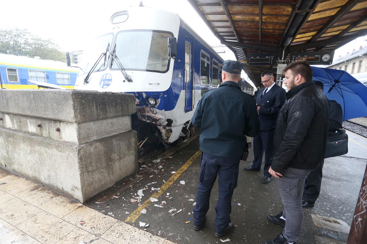 Zagreb: Putnički vlak se bez kočenja na Glavnom kolodvoru zabio u betonski blok